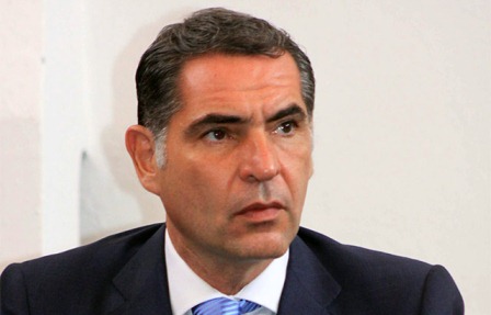 Gabino Cué avala paro empresarial en su contra