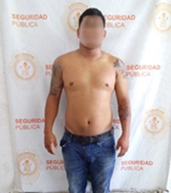 Tras una persecución, policías detienen a dos presuntos homicidas en Pochutla, Oaxaca