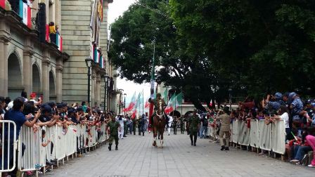 En orden y tranquilidad se desarrollaron desfiles cívico-militares en Oaxaca: SSPO