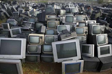 Requiere senador del GPPRI informe sobre televisores desechados por apagón analógico