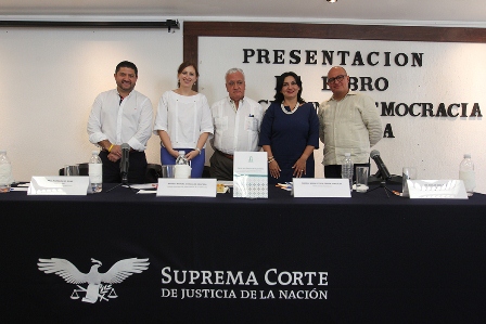 Los jueces tienen que hacer efectivas las leyes en materia de derechos humanos: González Oropeza