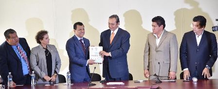 Recibe Legislativo proyecto de presupuesto de egresos del Poder Judicial de Oaxaca