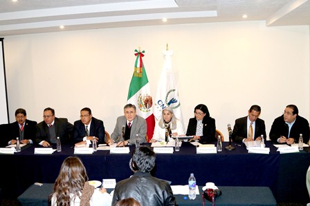 Advierte ombudsman nacional que la recomposición social del país no es fácil ni rápida