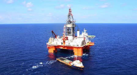 A disposición de terceros información