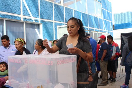Nutrida participación en elección para elegir dirigente del PAN-Oaxaca