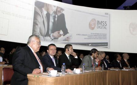 Otorgará IMSS citas médicas por internet en 2017 a través de teléfonos móviles y tabletas