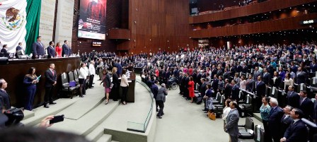 Responde ejecutivo federal cuestionamientos de senadores por Cuarto Informe de Gobierno