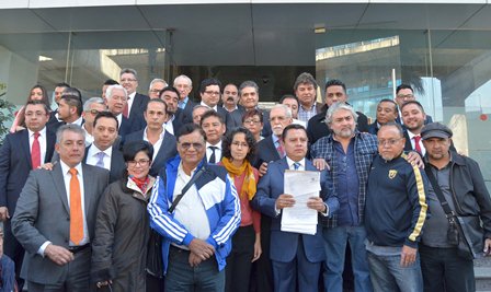 Ciudadanos de la CDMX se suman a amparos contra gasolinazo