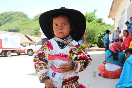 Reciben indígenas de la sierra nayarita de Huajicori abasto de Diconsa
