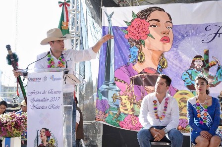 Entregan apoyos por más de cinco mdp a productores de Zimatlán, Oaxaca