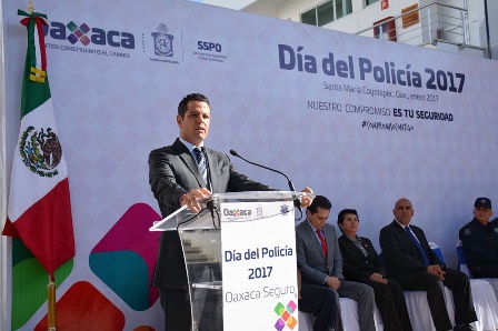 Ratifica gobernador su compromiso con elementos policiales de la SSPO