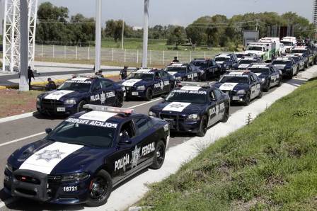 Refuerza Policía Federal presencia por interrupción de la circulación en diversas carreteras
