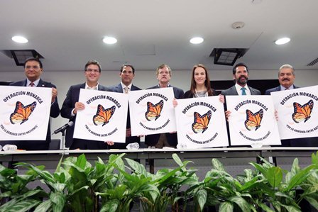 Estrecharán senadores diálogo con migrantes en Phoenix y Sacramento