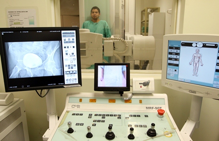 Con terapia molecular, el IMSS combate el cáncer de mama, colon, riñón y linfomas