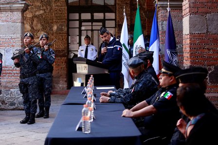 Clausuran Tercer Curso de Intervención Especializado impartido por Gendarmería Francesa