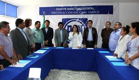 Toma protesta Natividad Díaz como presidenta del PAN-Oaxaca