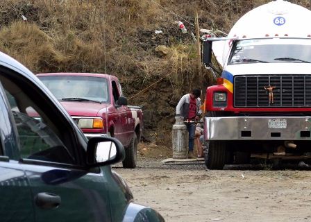 Cierran ojos INVEA y oficinas del medio ambiente ante tres gaseras irregulares en Xochimilco