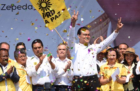 Más 65 mil mexiquenses dan su apoyo a Juan Zepeda en la Ciudad Deportiva de Neza