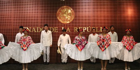 Anuncian senadores concurso de baile de huapango en Querétaro