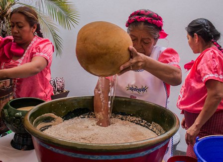 Invita SECTUR a la  XVIII Feria del Tejate 2017 en San Andrés Huayapam, Oaxaca
