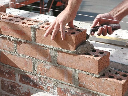 3 de mayo, Día de los albañiles