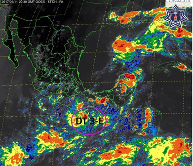 Alertan por formación de Depresión Tropical 3-E frente a las costas de Oaxaca