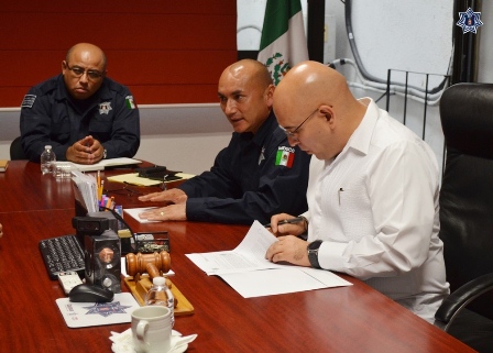 Firman SSPO y municipio de San Juan Mixtepec convenio en materia de seguridad