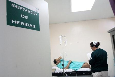 Atiende IMSS heridas crónicas de diabéticos con nueva tecnología