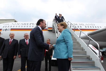 En visita oficial, llega a México canciller Federal Alemana, Angela Merkel