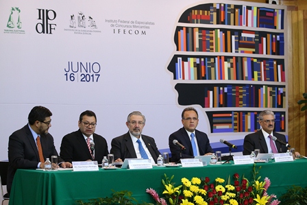 Magistrado de la Sala Superior del TEPJF