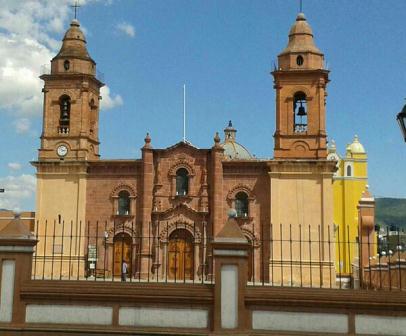 La lana hace milagros en la iglesia