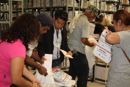 Inicia separación de documentación y material electoral de elecciones 2016 en Oaxaca