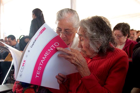 Atiende Gobierno de la CDMX más de 35 mil capitalinos en Jornada Notarial 2017