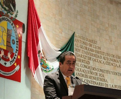 No al incremento a las tarifas del transporte urbano de Oaxaca: López Sánchez