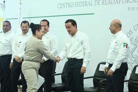 Dan atención especializada a más de dos mil personas privadas de la libertad y personal penitenciario