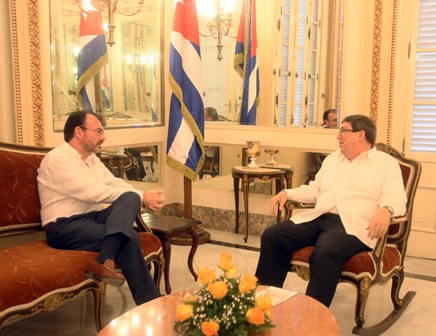 Analizan cancilleres de México y Cuba avances en materia de comercio, inversión y turismo
