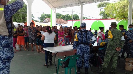 Continúa el apoyo del Ejército y Fuerza Aérea a la población civil por el sismo