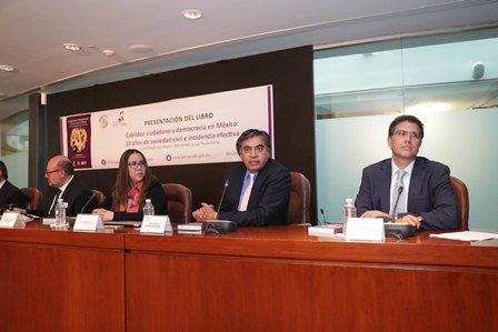 Deben organizaciones civiles