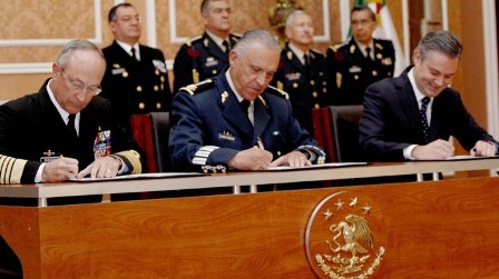 Suscriben “Firma de las Bases Generales para la Coordinación SEDENA-SEP-SEMAR”