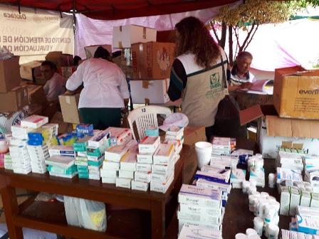 Atiende IMSS diariamente a mil 400 personas afectadas por los sismos en el istmo