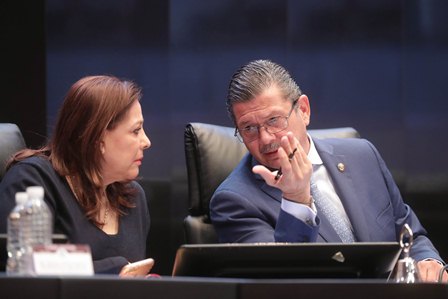 Aprueba Senado Convocatoria