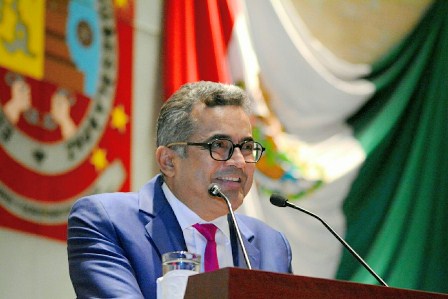 Exige diputado del PRD no arriesgar integridad de alumnos en escuelas temporales en el Istmo