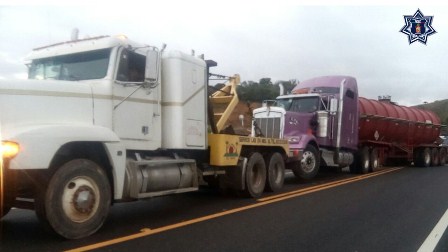 Pipa cargada con hidrocarburo