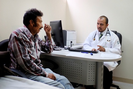 Atienden especialistas del IMSS la depresión navideña