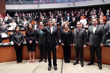 Nombra Senado a Héctor Díaz Santana, titular de la FEPADE