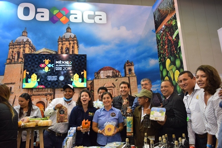 Muestra Oaxaca potencial agroalimentario en la “México Alimentaria 2017 Food Show”