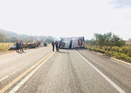 Evento de Norte provoca quinta volcadura de tráiler del año en Oaxaca: CEPCO
