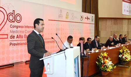 Incluye IMSS en su cuadro básico polipíldora que disminuye 40 por ciento los infartos