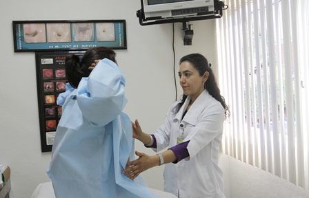 Prevenible uno de cada tres casos de cáncer: IMSS