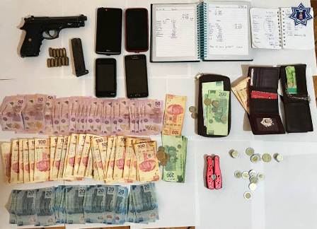 Detiene Policía Estatal a tres personas por portación de arma en Juchitán de Zaragoza